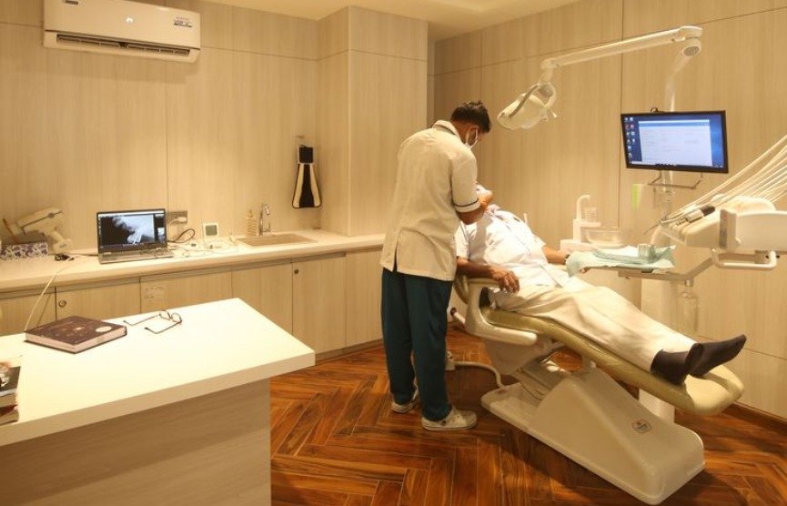 Cosmodental Clinic and Implant Centre Wanowrie (Pune)