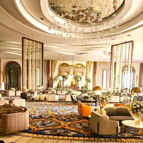La Palacio Luxury Banquet & Lawns